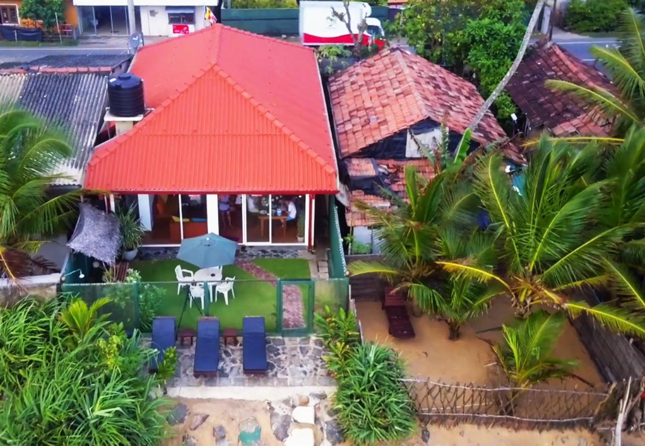 Randiya Beach Villa Galle Exterior photo
